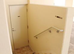 写真：感染症(隔離室)入口