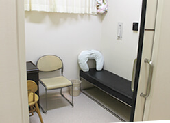 写真：隔離室：受付
